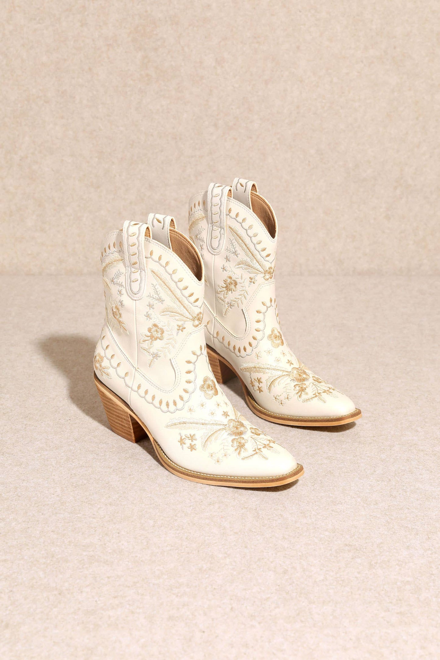 Wildflower Ivory Cowgirl Boots