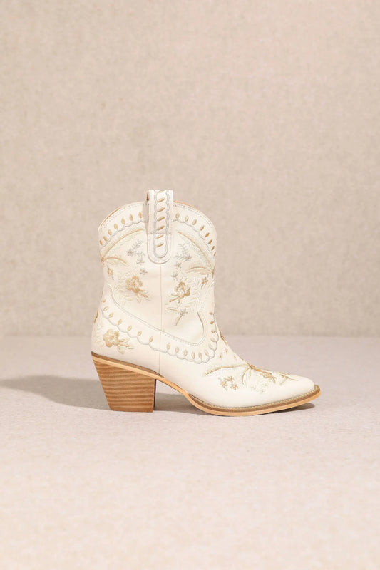Wildflower Ivory Cowgirl Boots - Last Rodeo Western Wear & Hat Bar