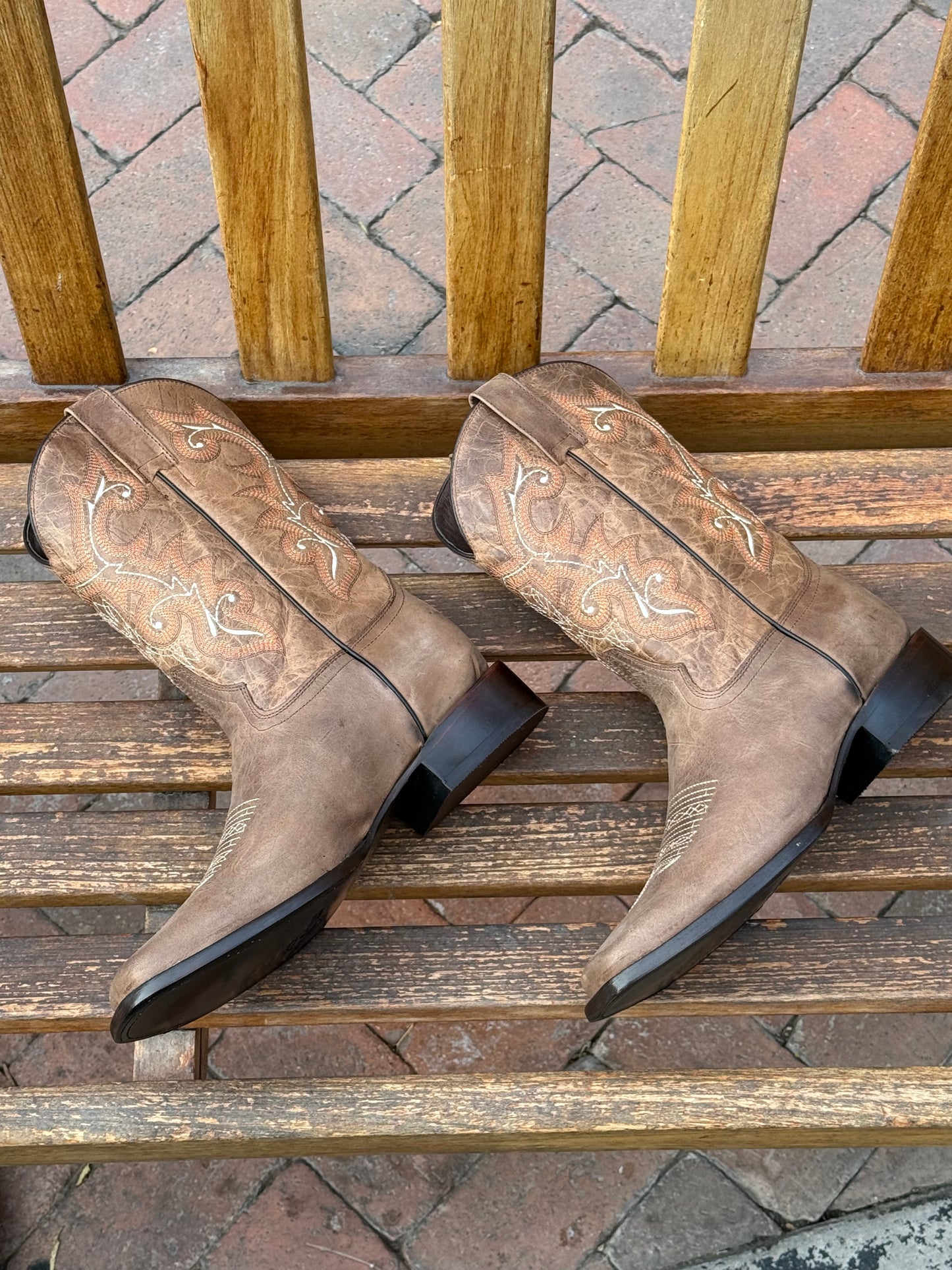 Desert Dust Tan Cowboy Boots
