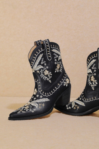 Wildflower Ivory Cowgirl Boots - Last Rodeo Western Wear & Hat Bar