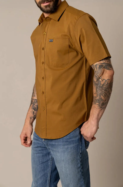 Kimes Ranch Linville Short Sleeve Western Shirt – Waxy Brown Kimes Ranch