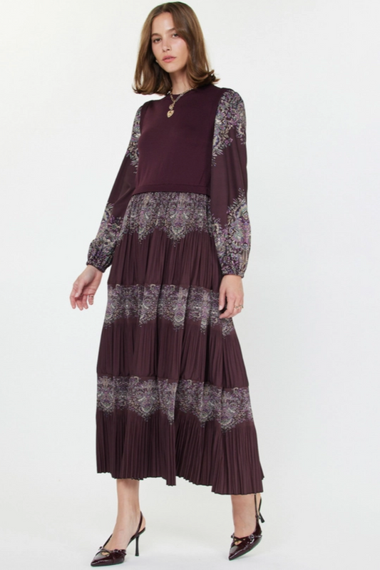 Burgundy Floral Pleated Maxi Dress – Elegant Western Style
