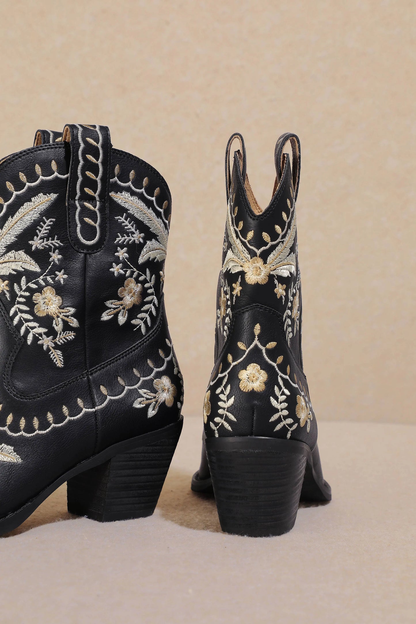 Wildflower Ivory Cowgirl Boots - Last Rodeo Western Wear & Hat Bar
