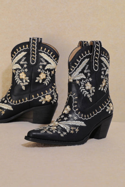 Wildflower Ivory Cowgirl Boots - Last Rodeo Western Wear & Hat Bar